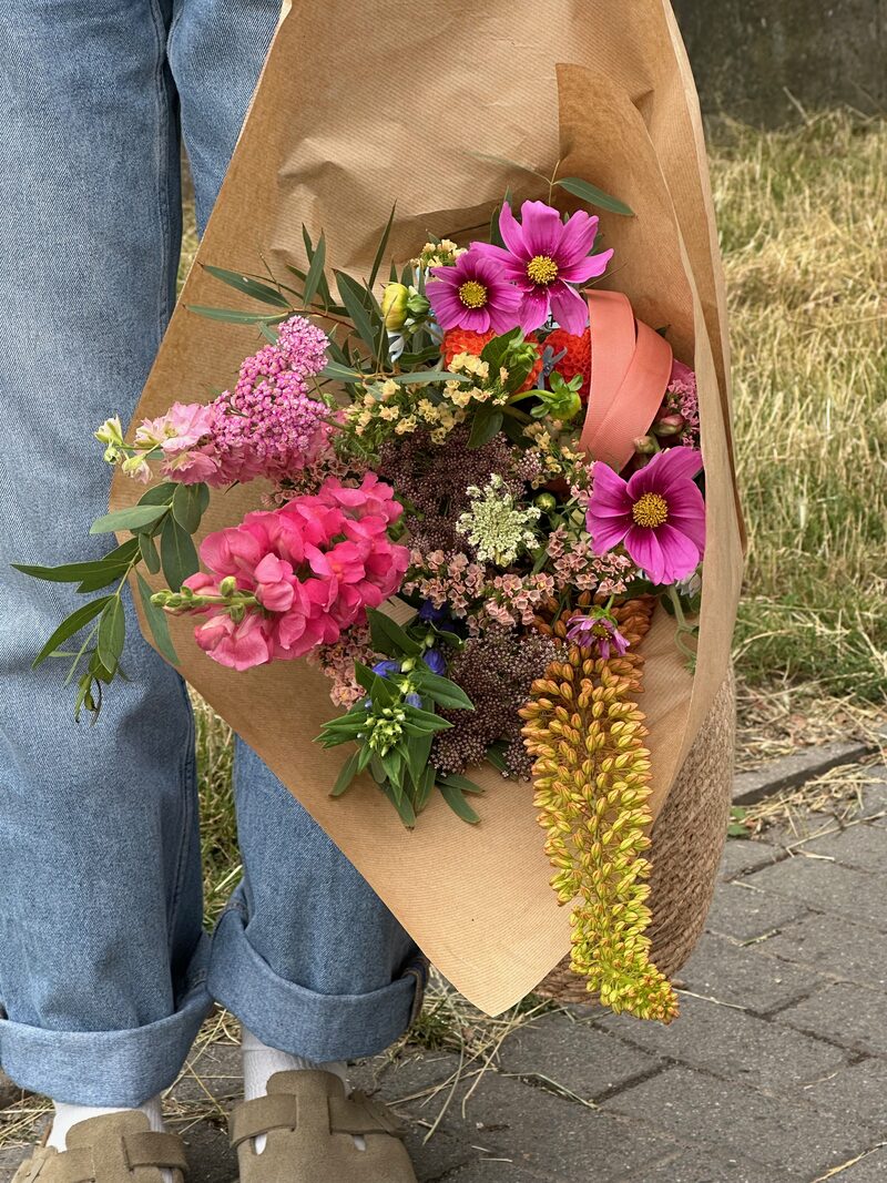 Słoneczniki w bukiecie – kwiaty na urodziny Katowice